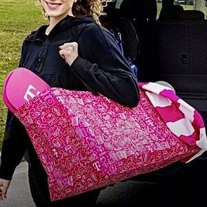 NEW Oversized Pink Graphic Tote Bag with black handles, travel & sports